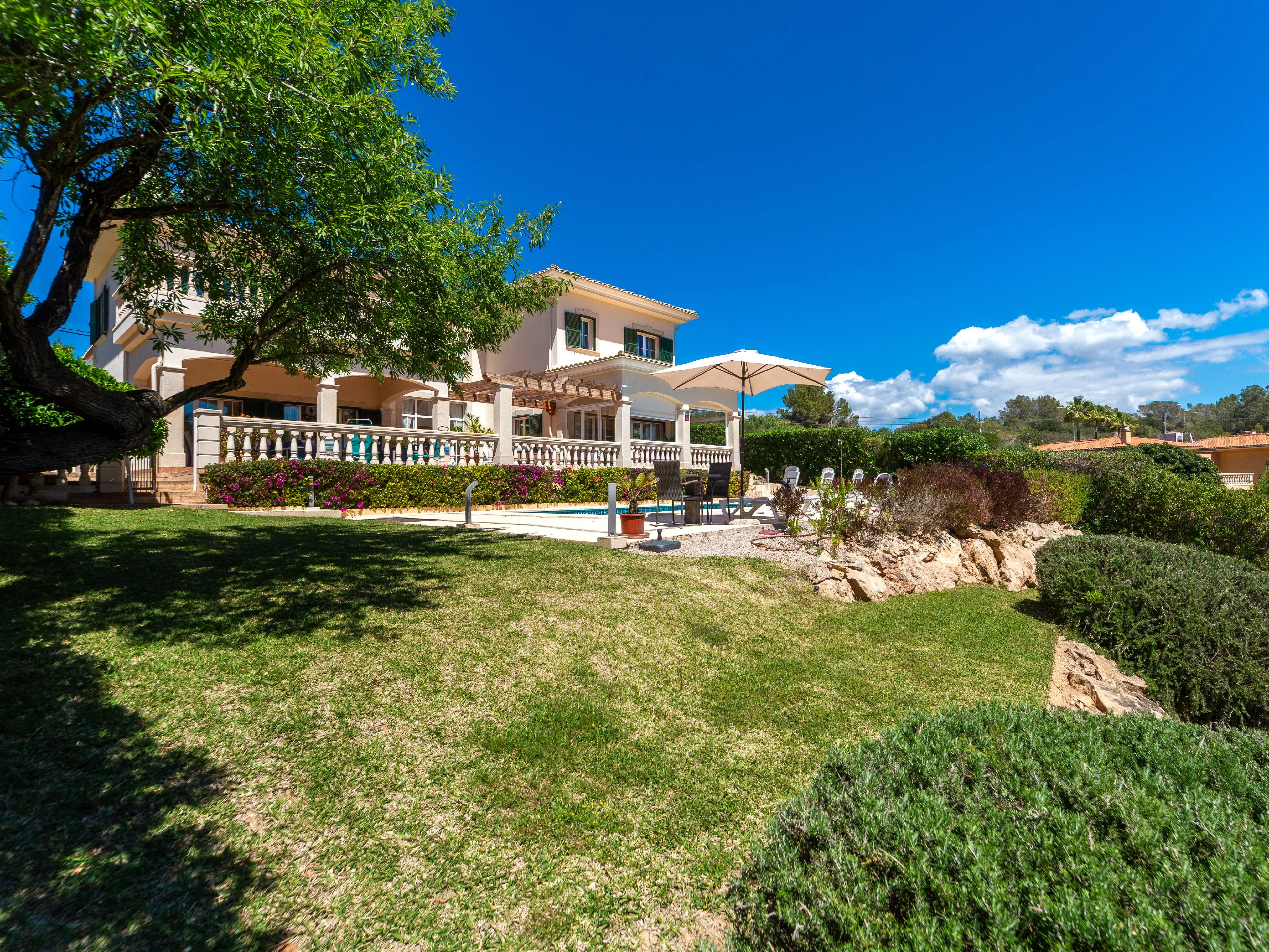 Mediterrane Villa in Cala Viñas-22