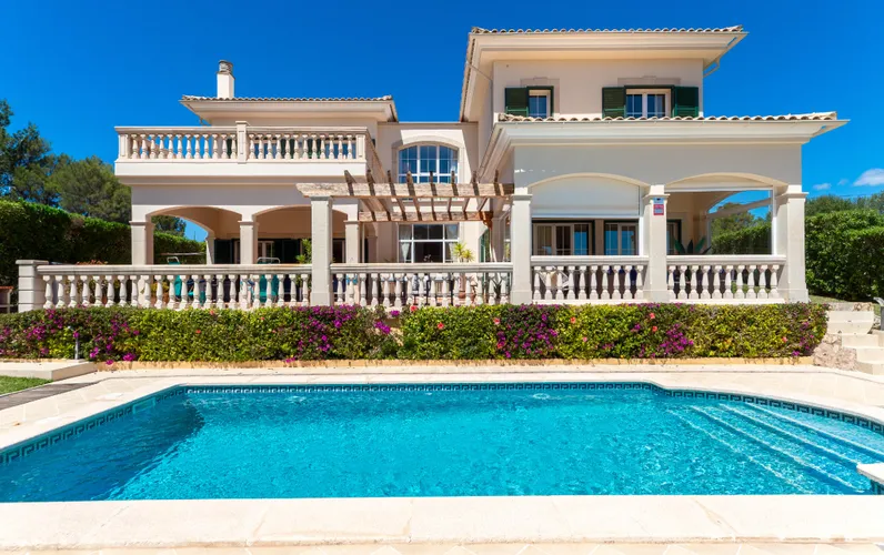 Mediterrane Villa in Cala Viñas