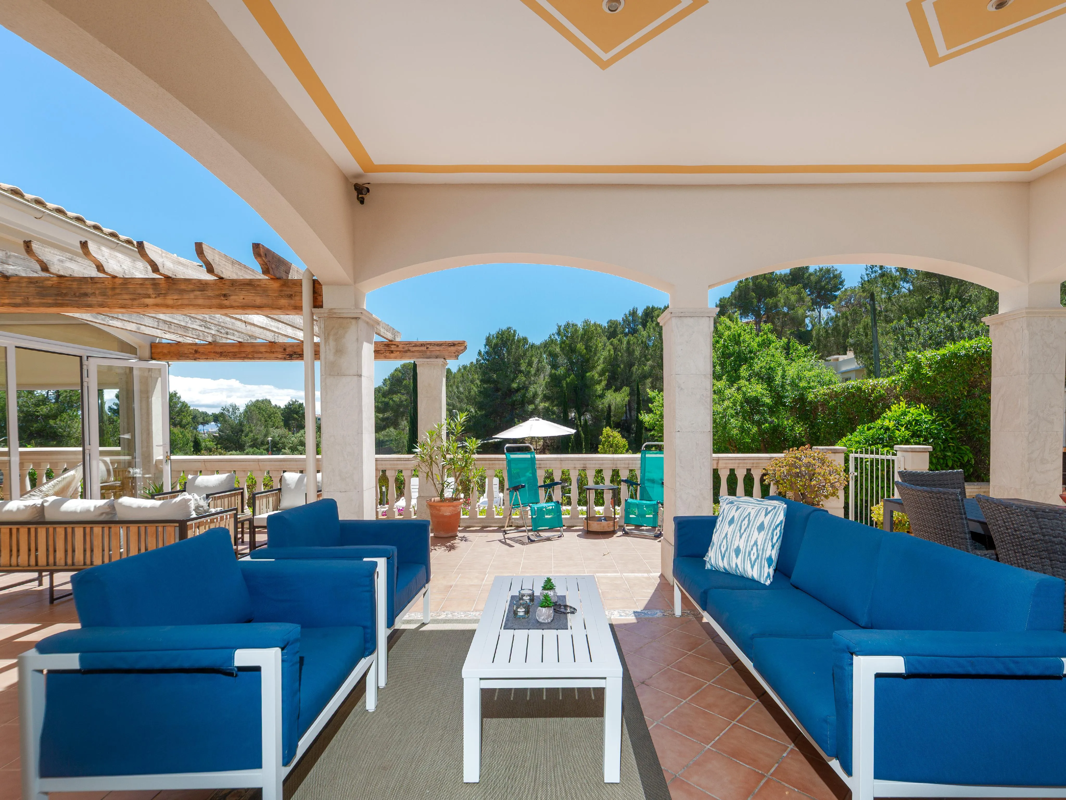 Mediterranean Villa in Cala Viñas-3