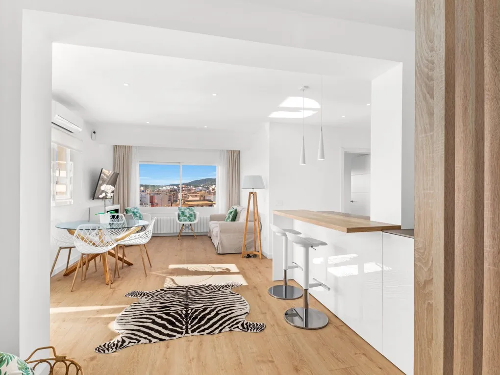 Penthouse rénové avec vue et parking à Palma-1