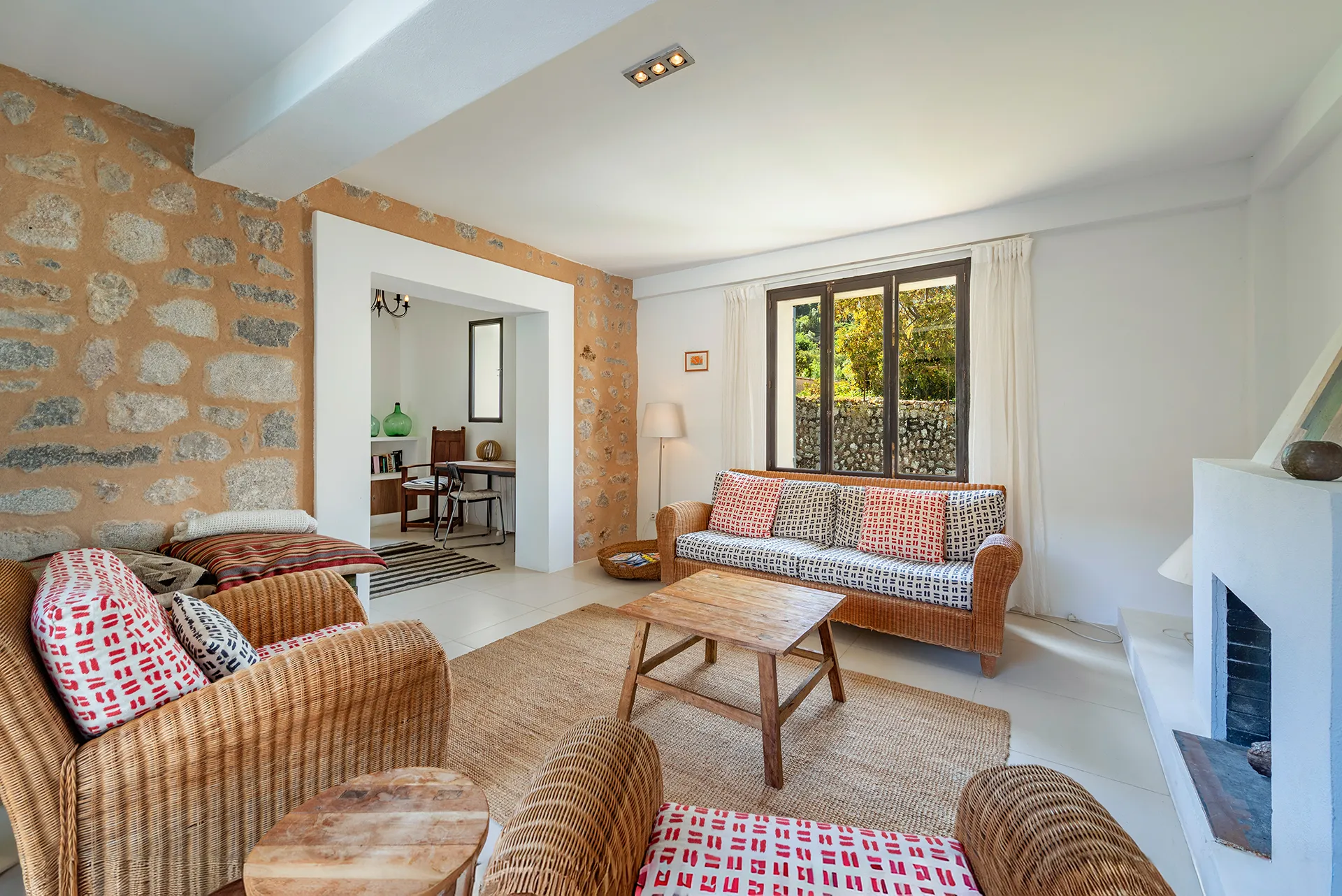 Storslået hus med privat have, pool og garage-17