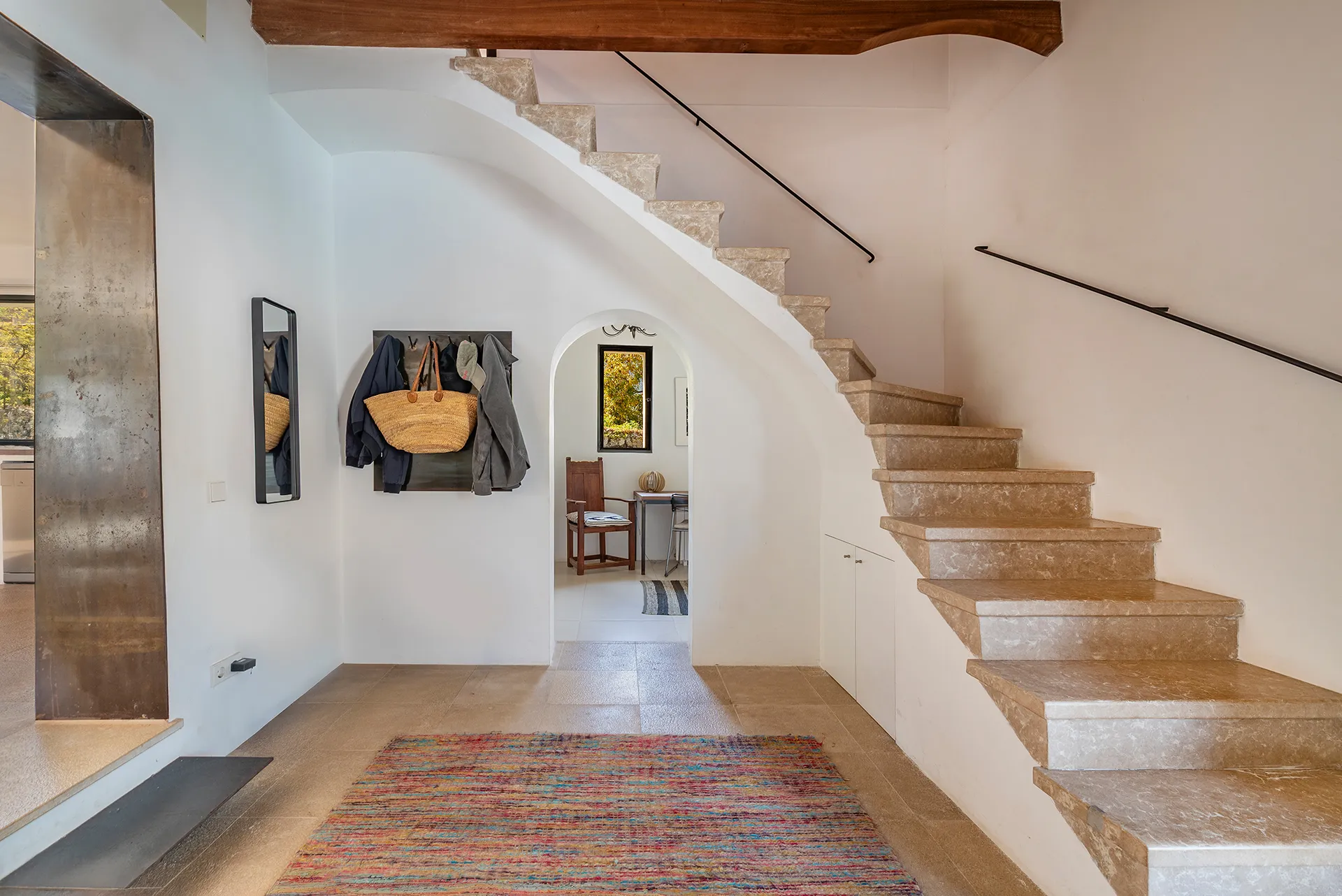 Storslået hus med privat have, pool og garage-15