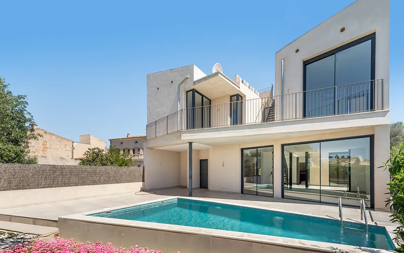 Maison de ville neuve dans un cadre idyllique avec vue sur la verdure