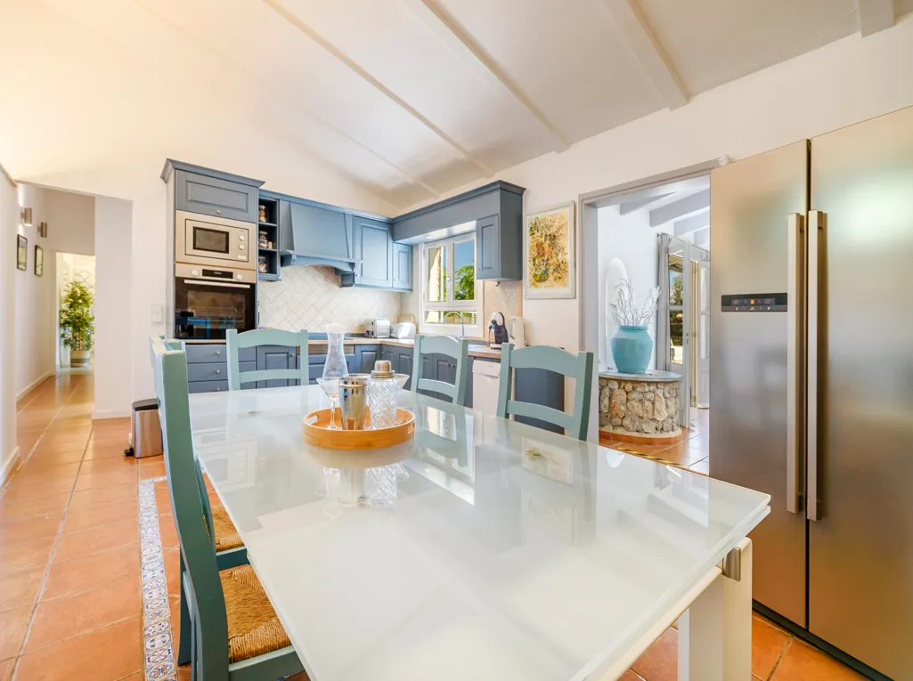 Exclusive country retreat with rental license near Pollensa-6