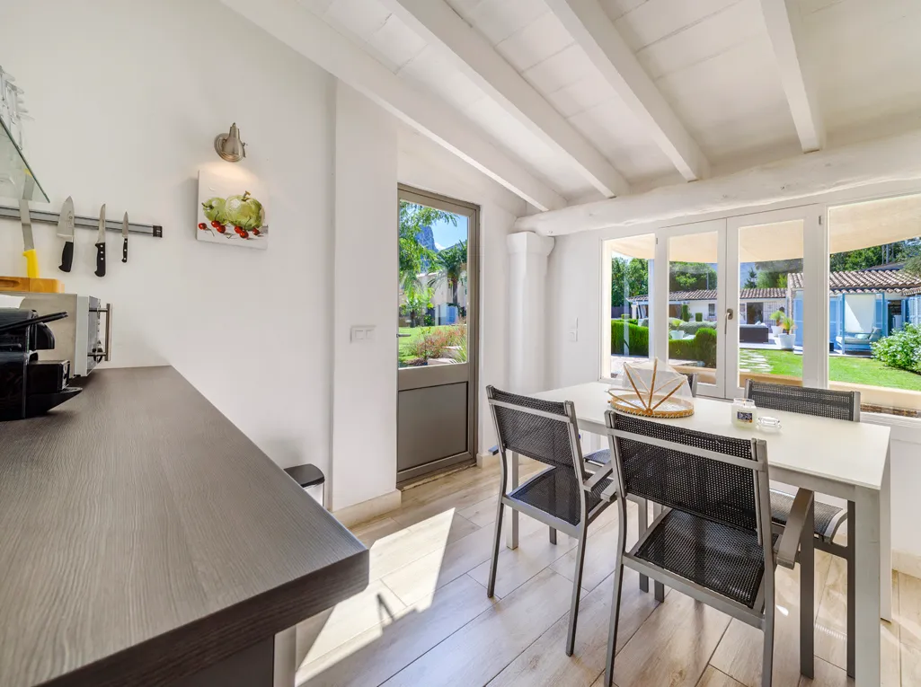 Exclusive country retreat with rental license near Pollensa-10