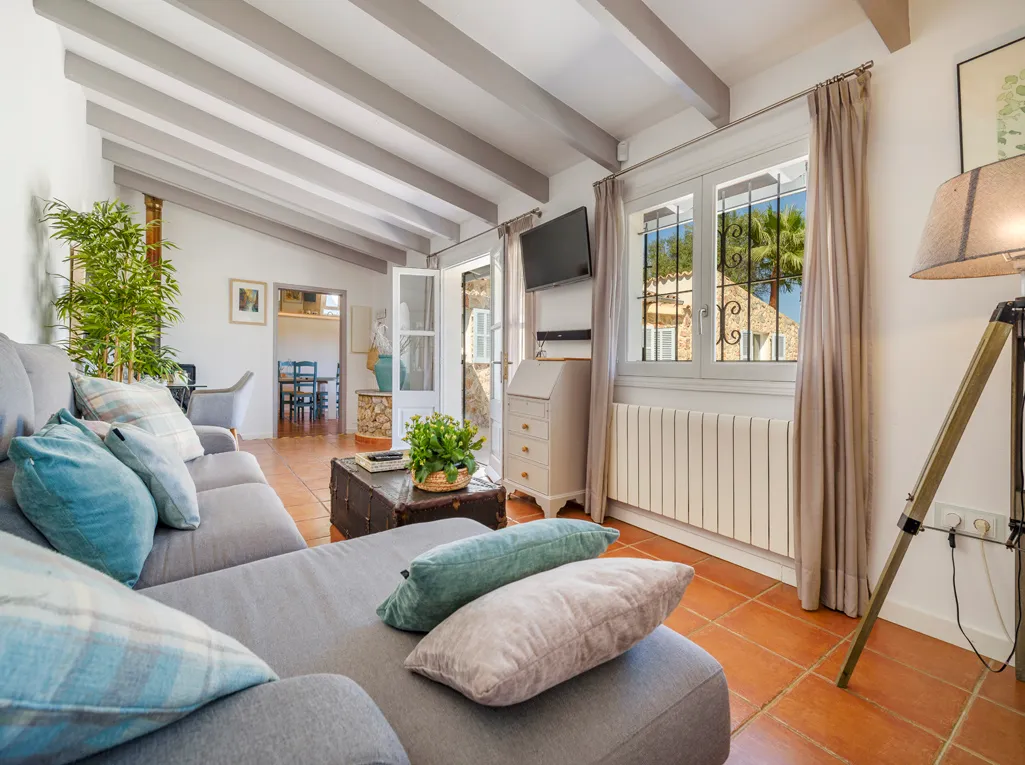 Exclusive country retreat with rental license near Pollensa-2
