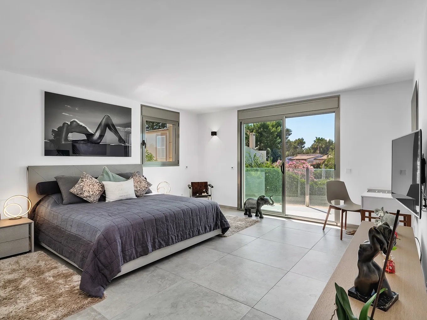 Villa familiare minimalista con privacy-11