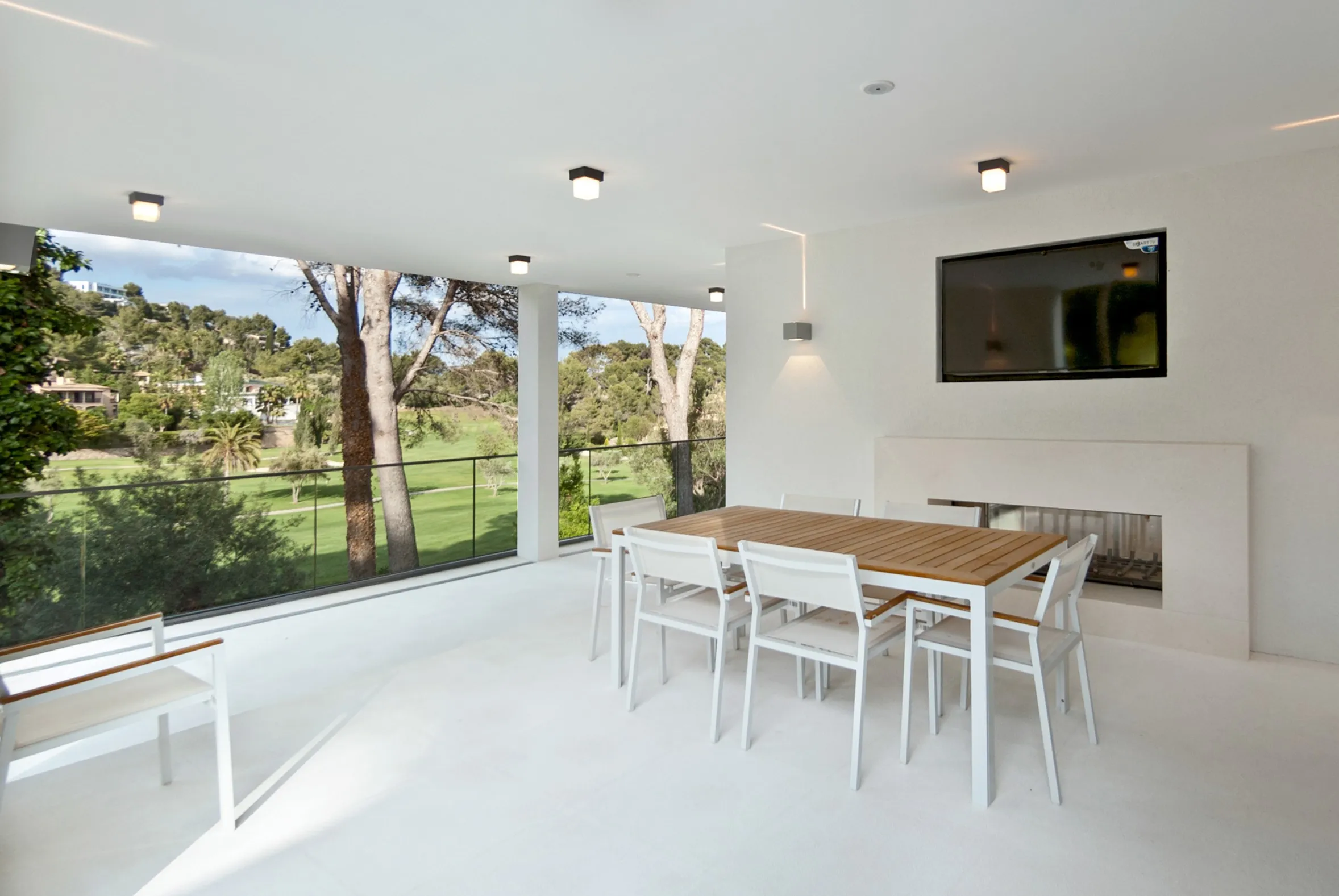 Luxueuse villa moderne en 1ère ligne du golf-7