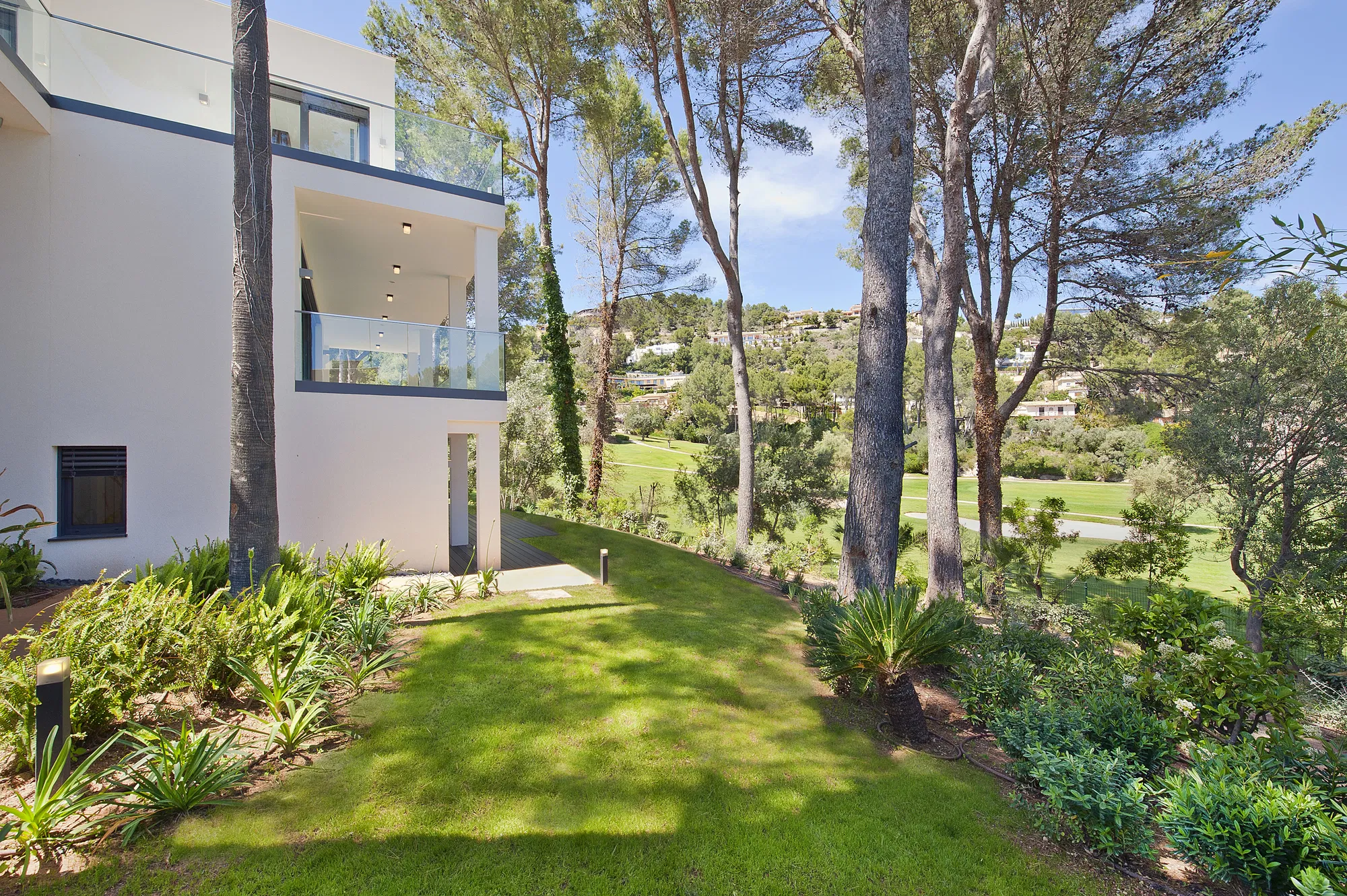 Modern luxury villa with direct golf views-18
