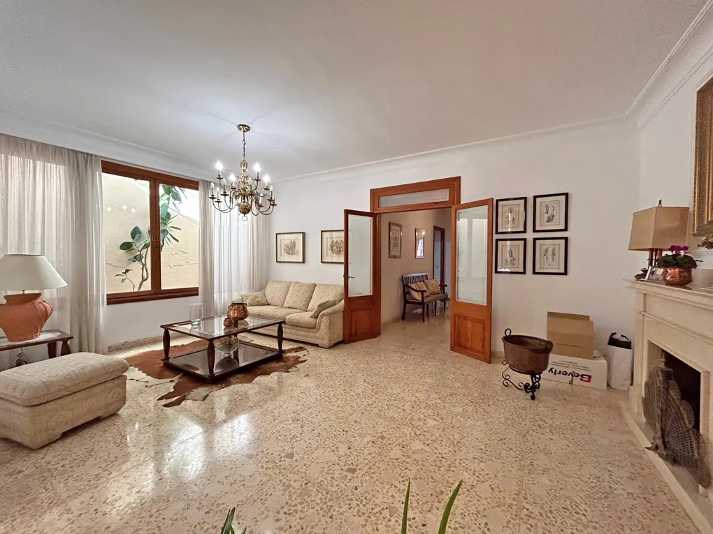 Maison de ville spacieuse avec garage et jardin à Alaro-5