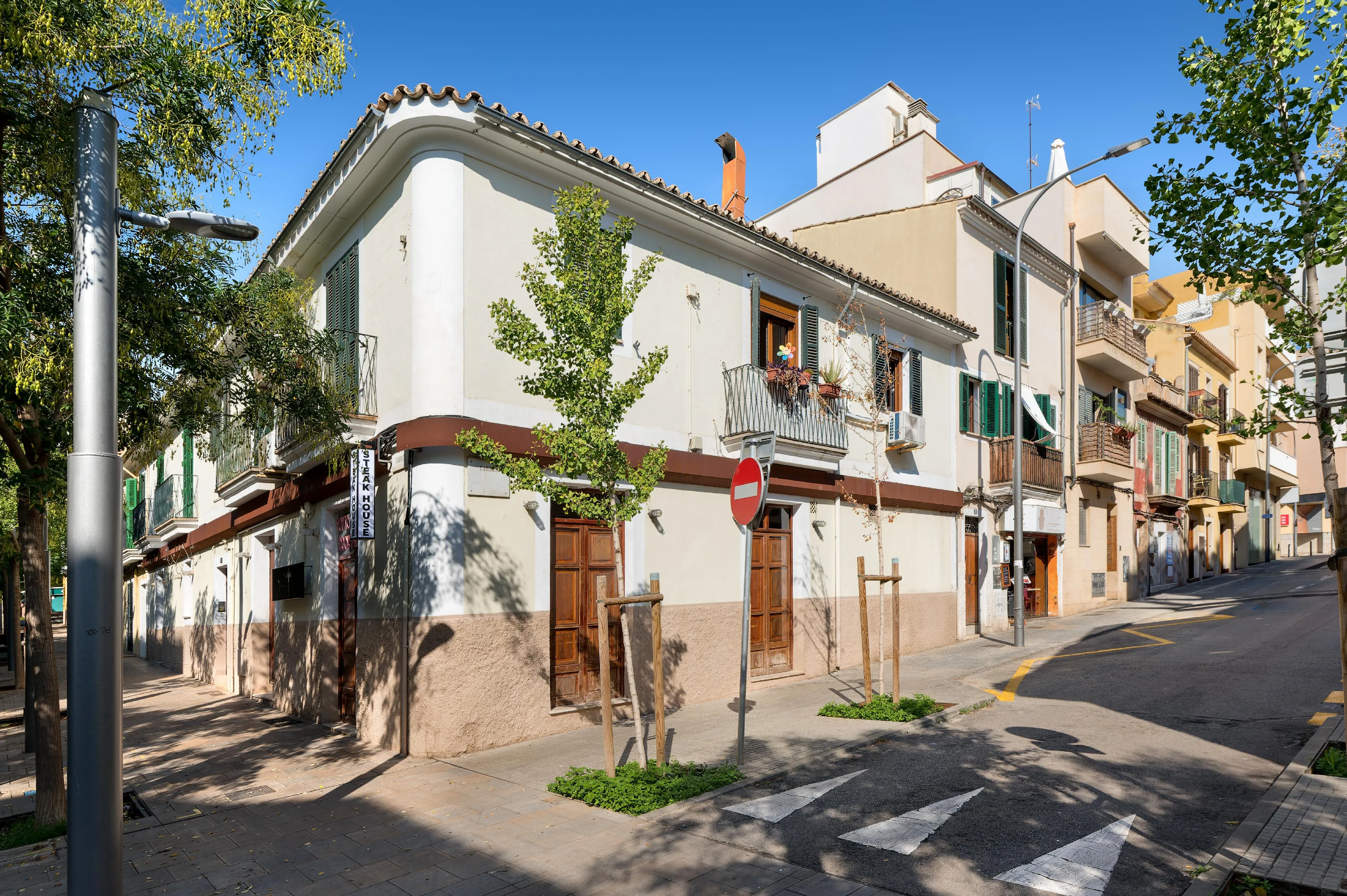 Encantadora joya modernizada  en el vibrante Santa Catalina de Palma-1