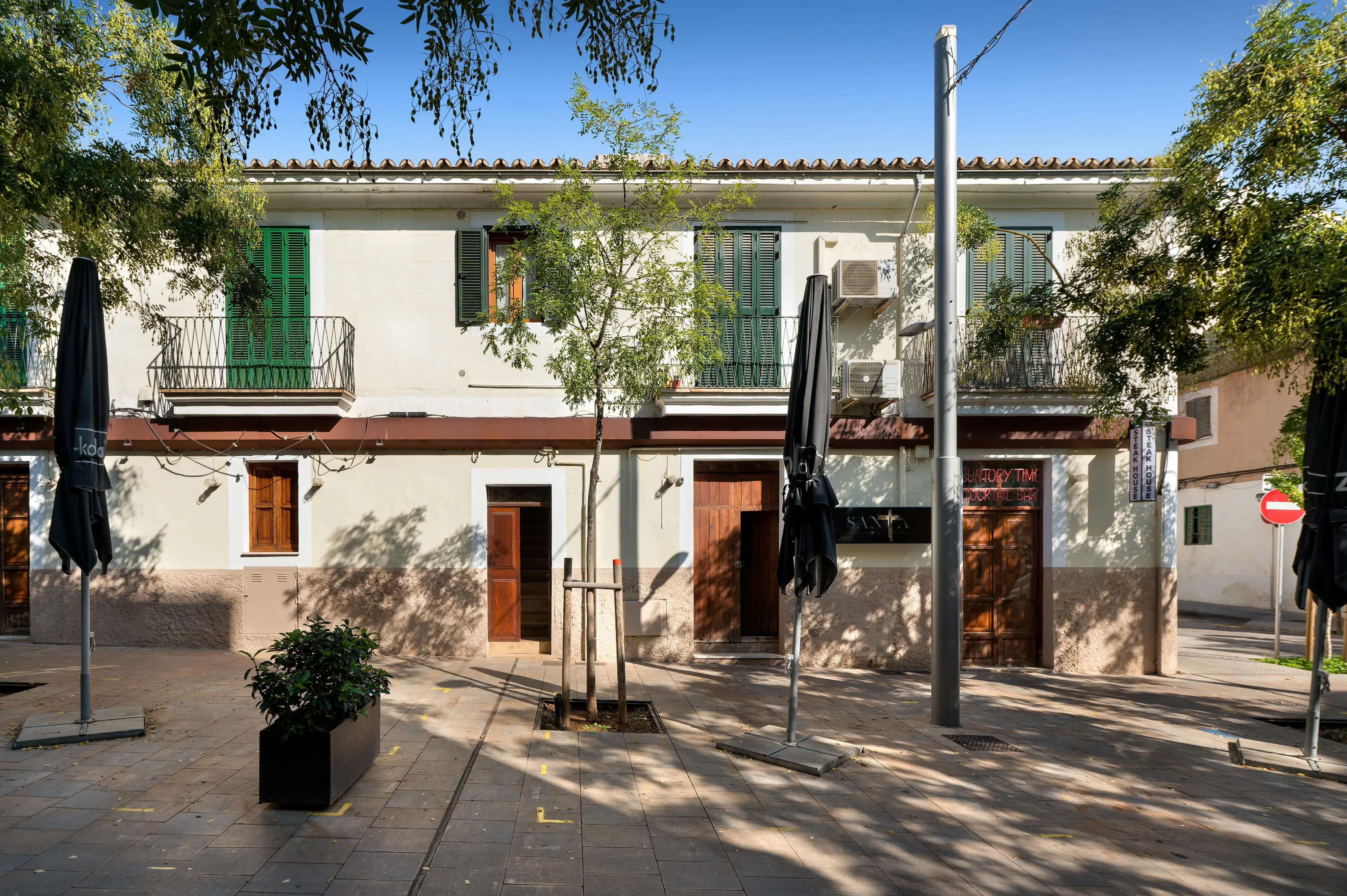 Charming Modernized apartment in Palma's vibrant Santa Catalina-11