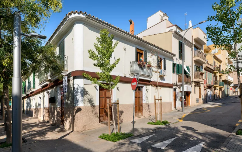 Encantadora joya modernizada  en el vibrante Santa Catalina de Palma