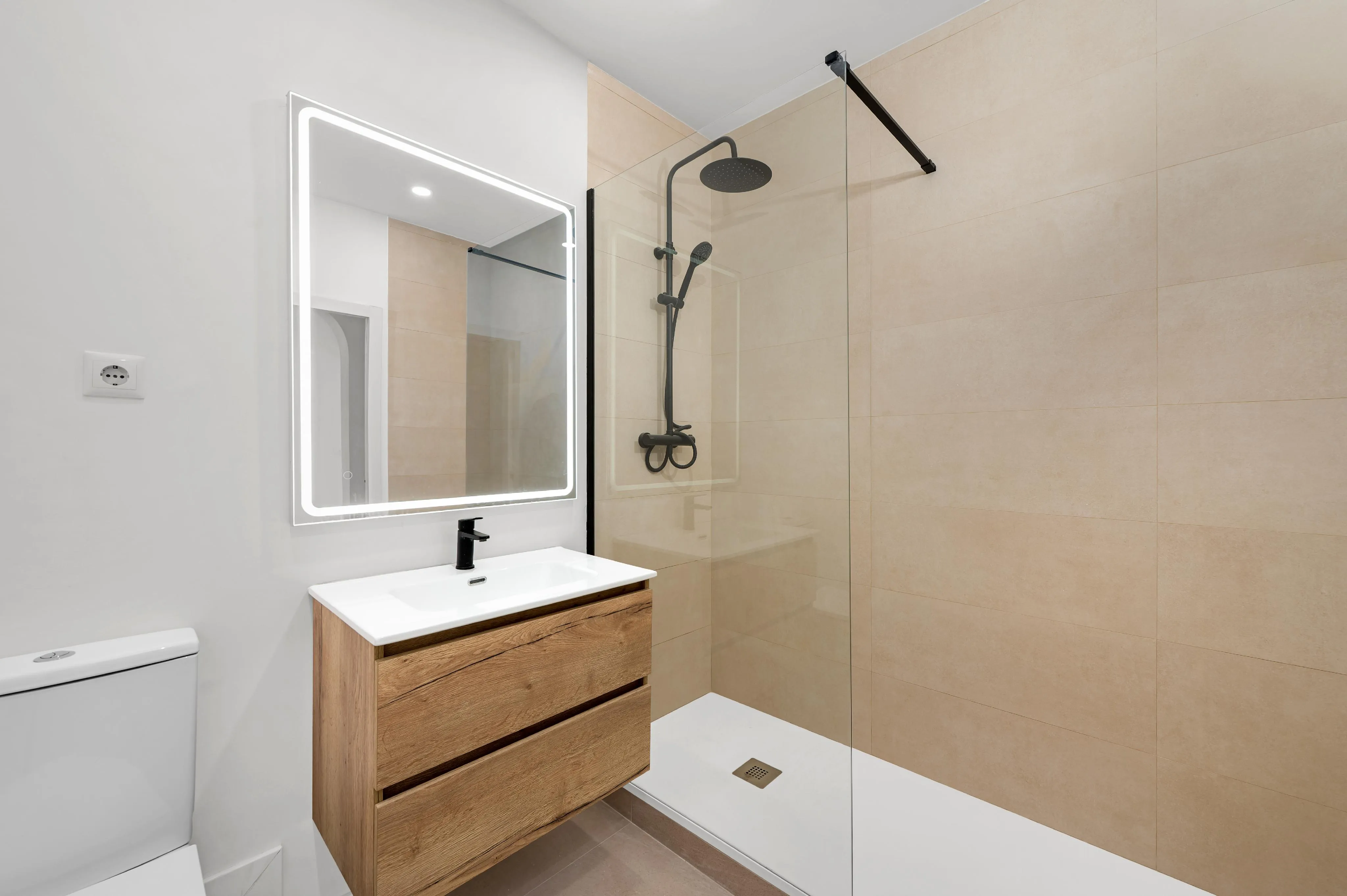 Encantadora joya modernizada  en el vibrante Santa Catalina de Palma-7