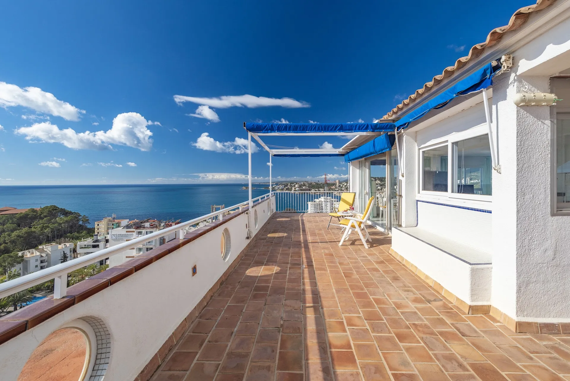 Atemberaubendes Penthouse mit Panoramablick aufs Meer-11