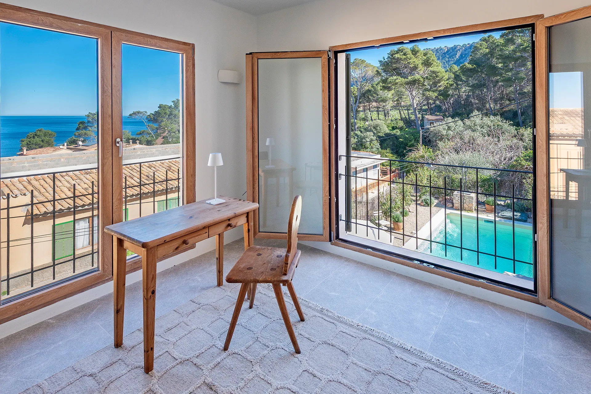 Stylishly renovated house with sea view in an idyllic fishing village-20