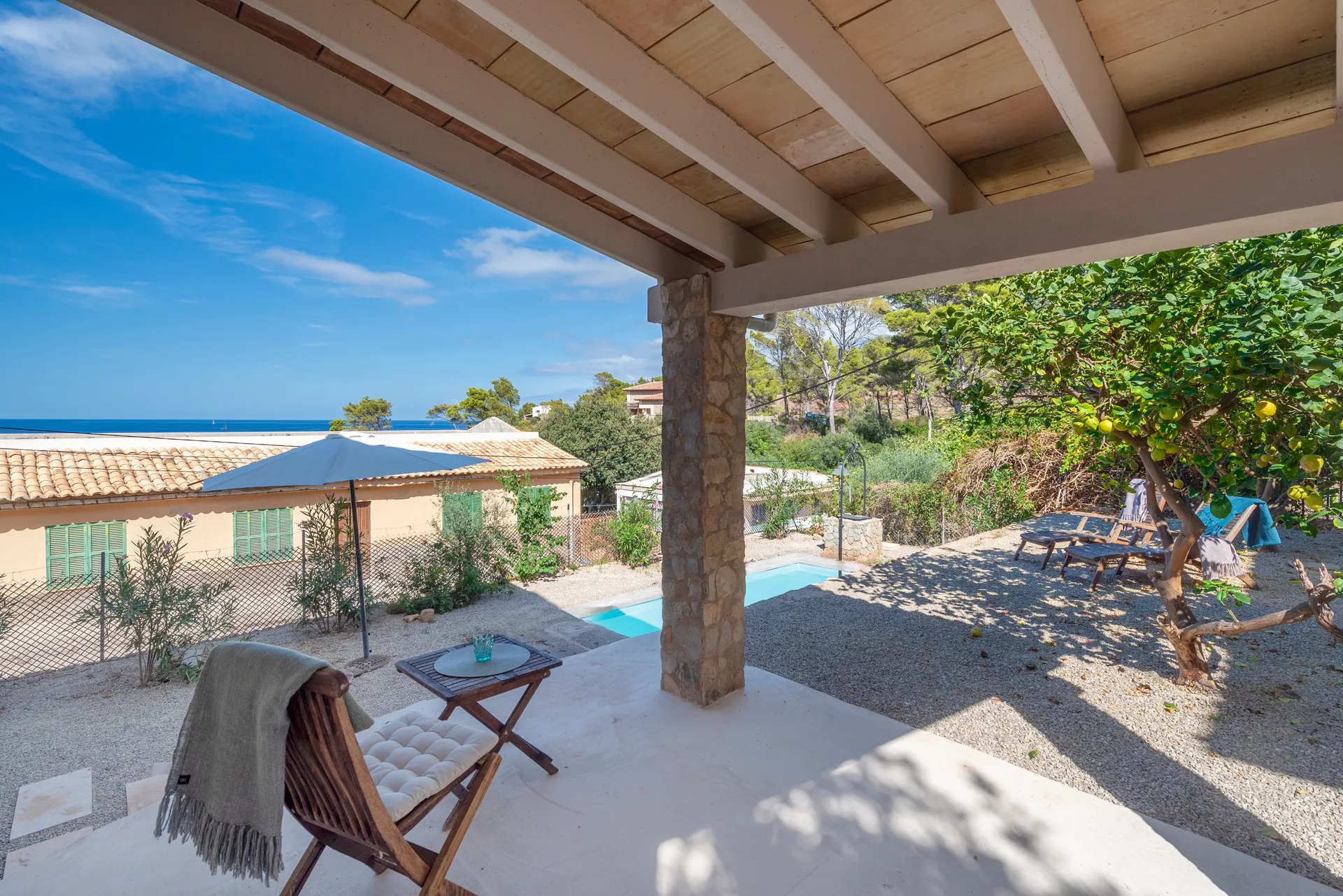 Stijlvol gerenoveerd huis met uitzicht op zee midden in het Tramuntana-gebergte-10