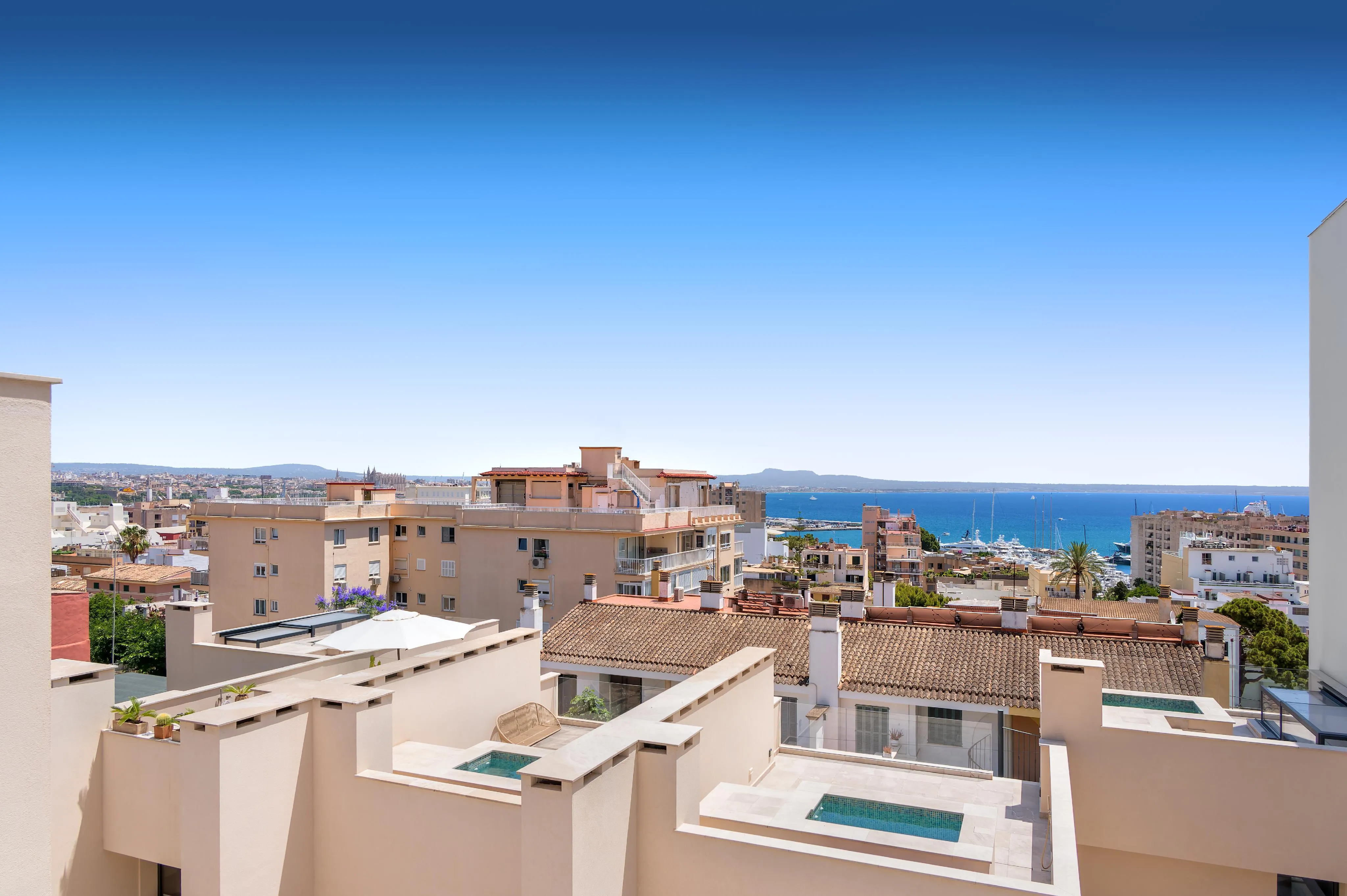 10 exklusiva radhus i El Terreno-15