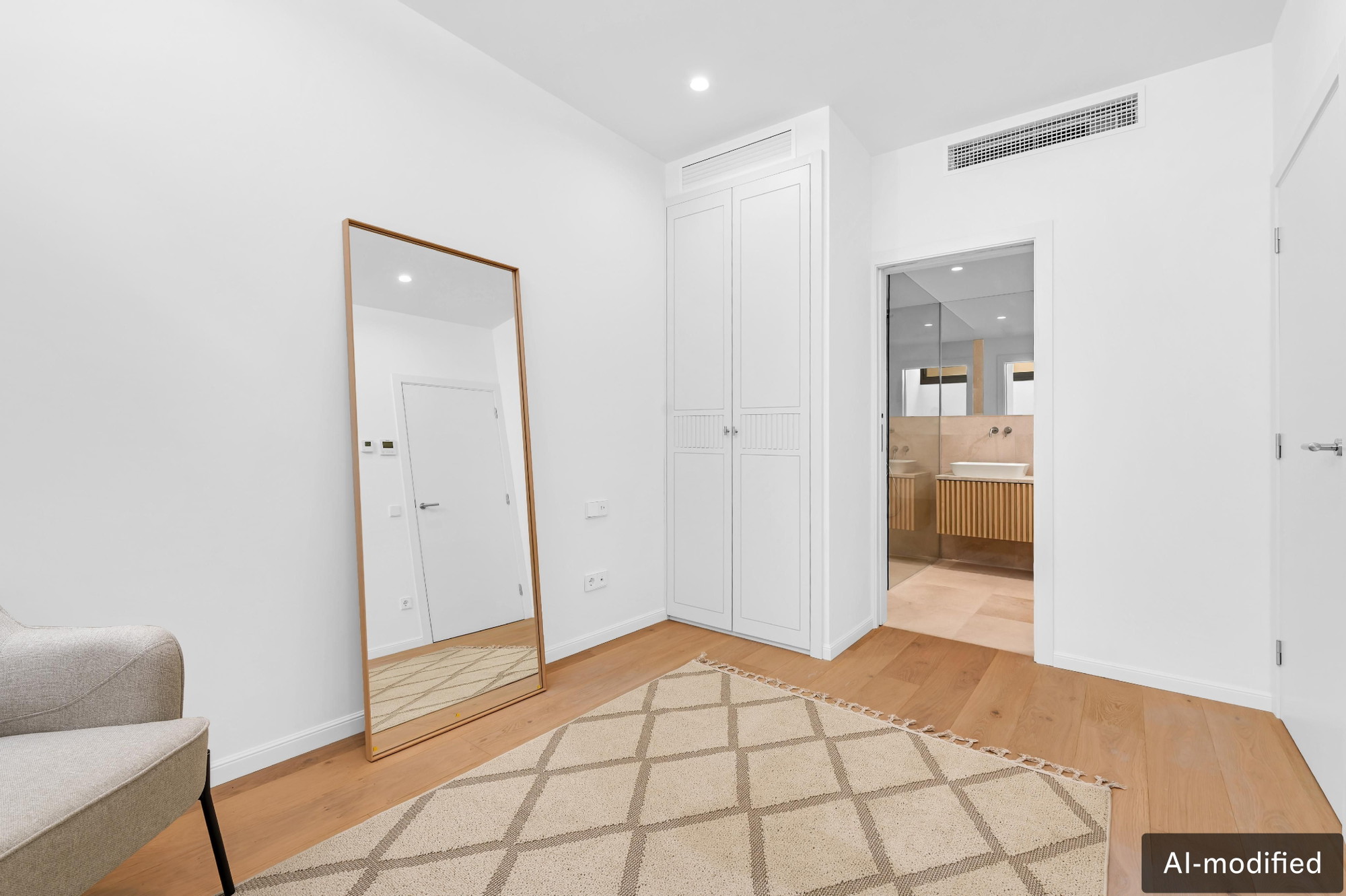 Exclusive townhouse in El Terreno-14