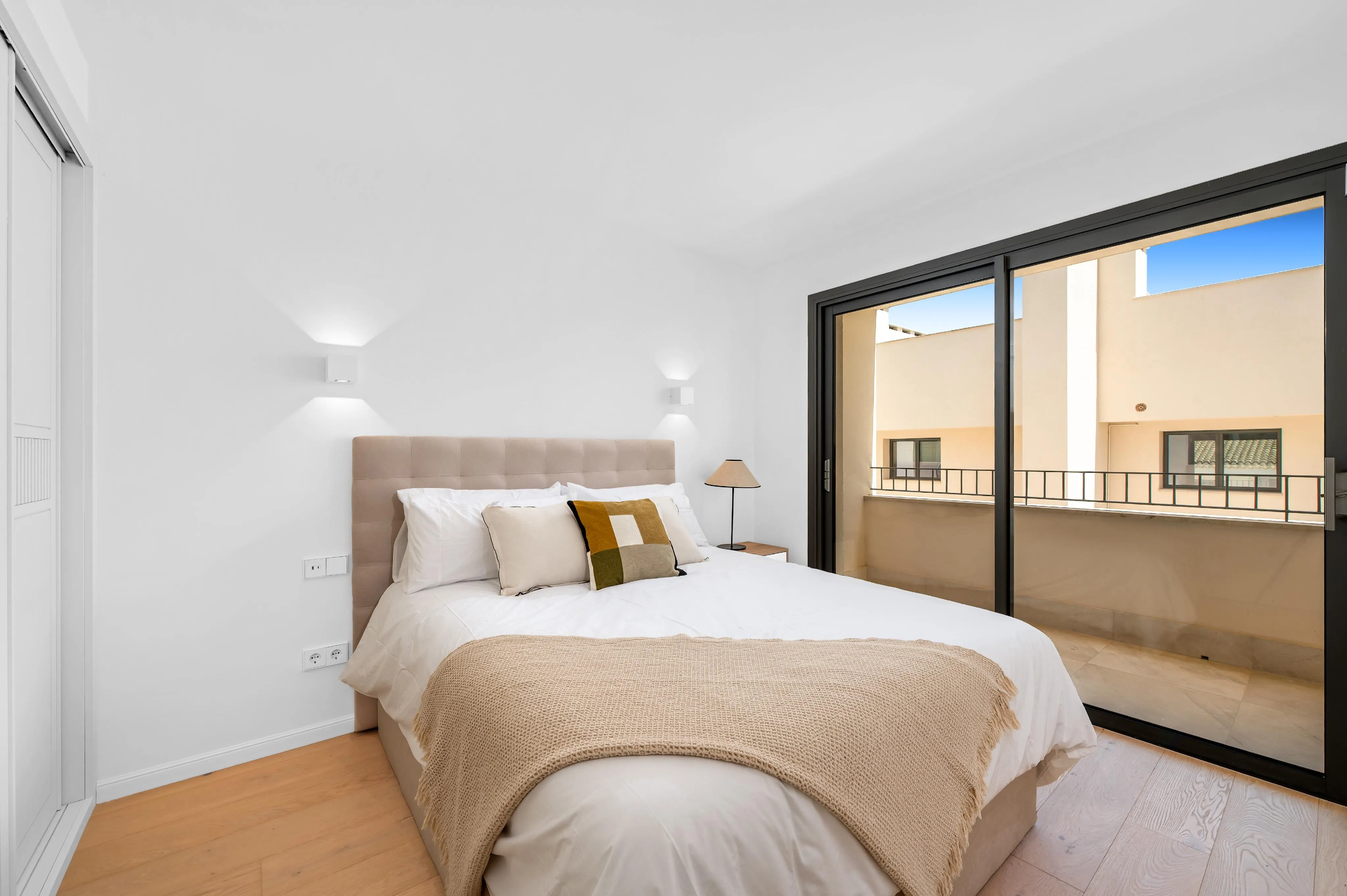 10 exklusiva radhus i El Terreno-12