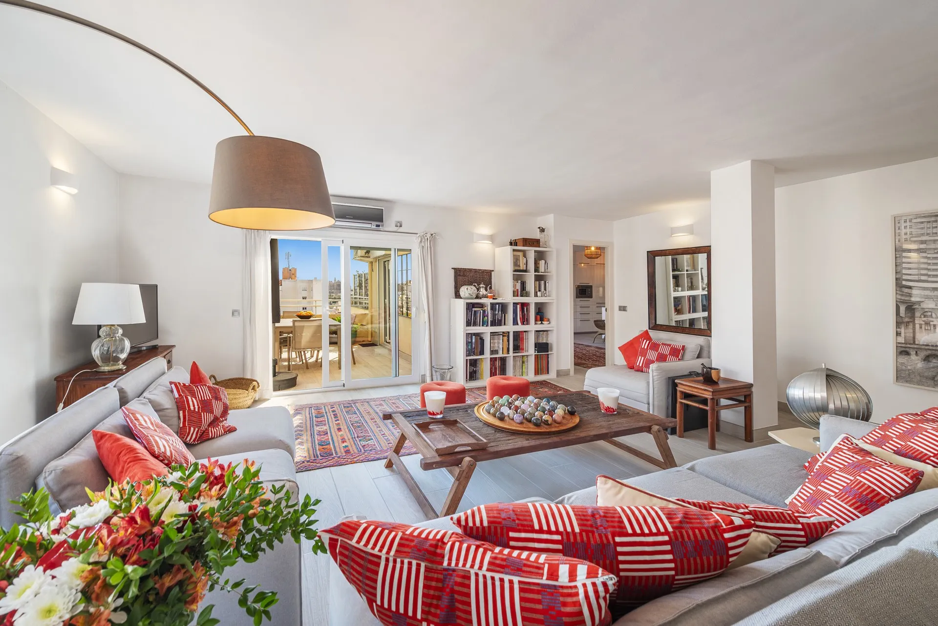 Elegance and comfort, bright apartment in Santa Catalina-2