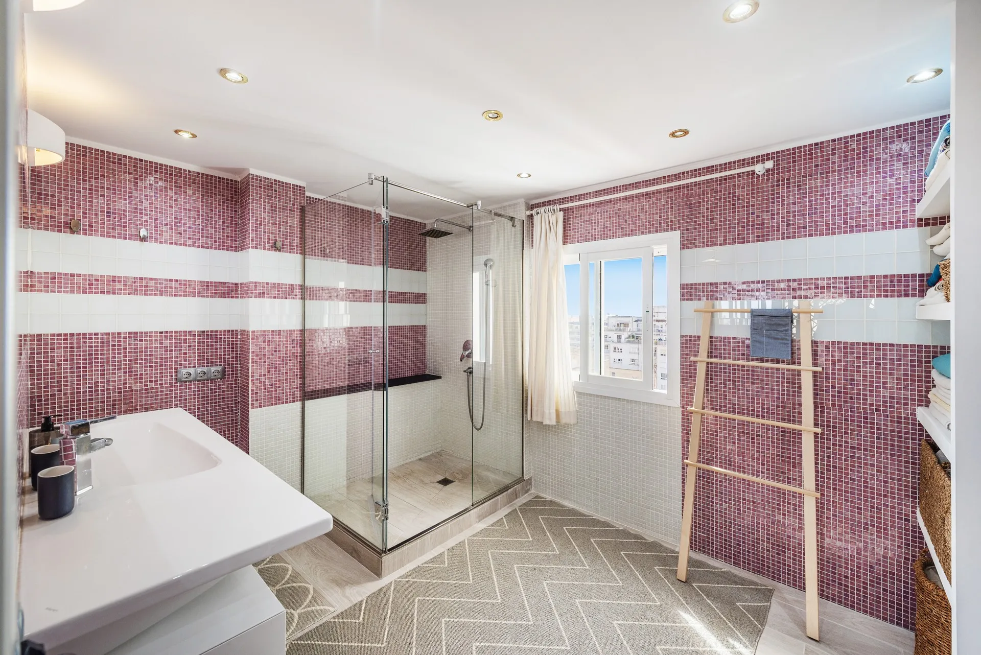 Elegance and comfort, bright apartment in Santa Catalina-4