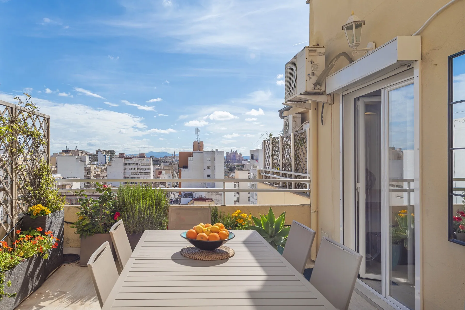 Elegance and comfort, bright apartment in Santa Catalina-8