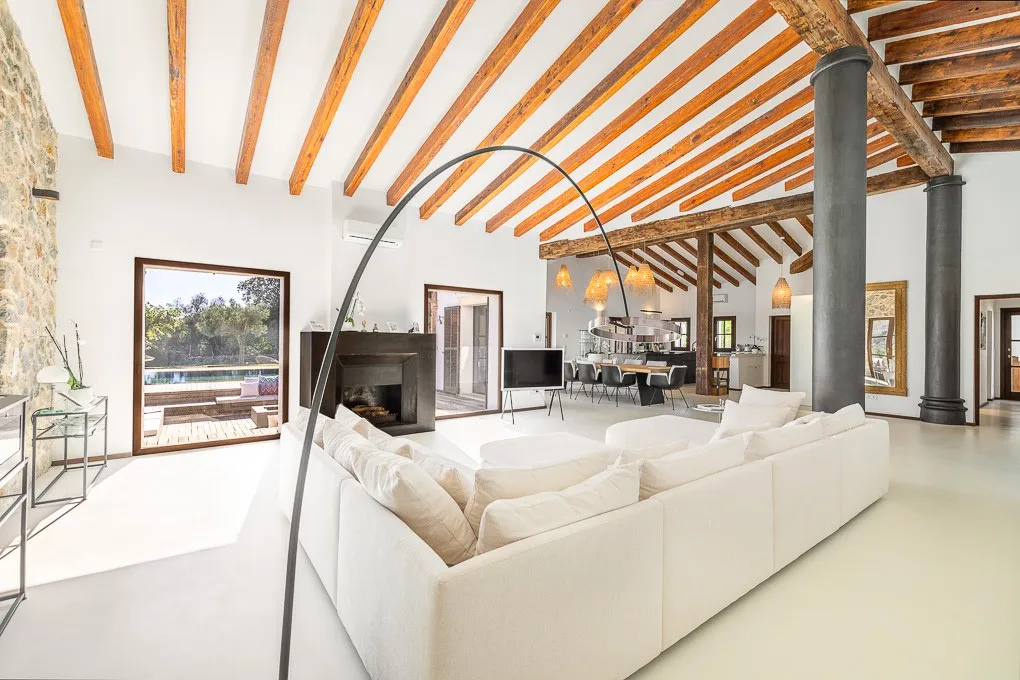 Unique finca property near Artá-8