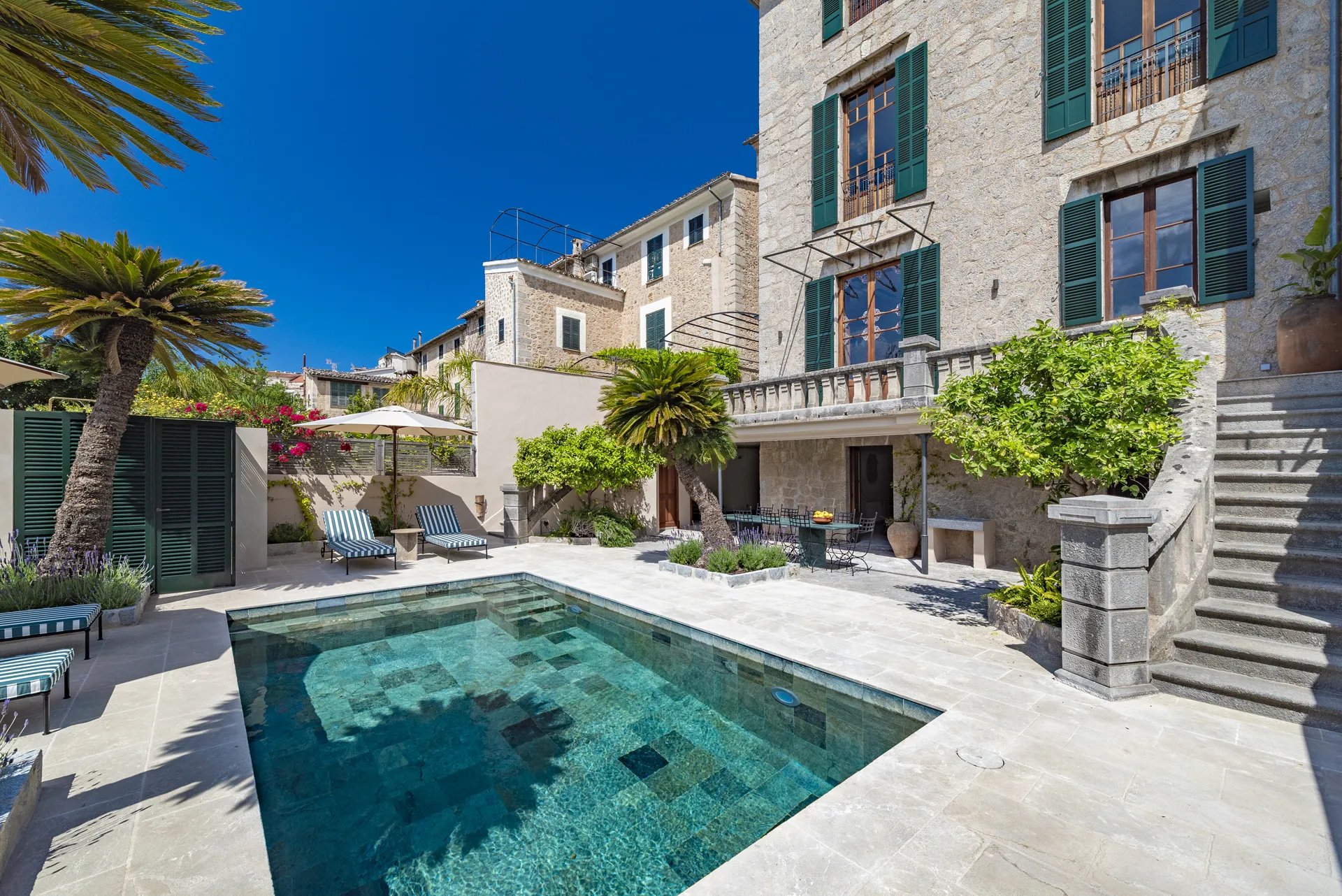 Modernist masterpiece in the heart of Sóller with ETV licence-47