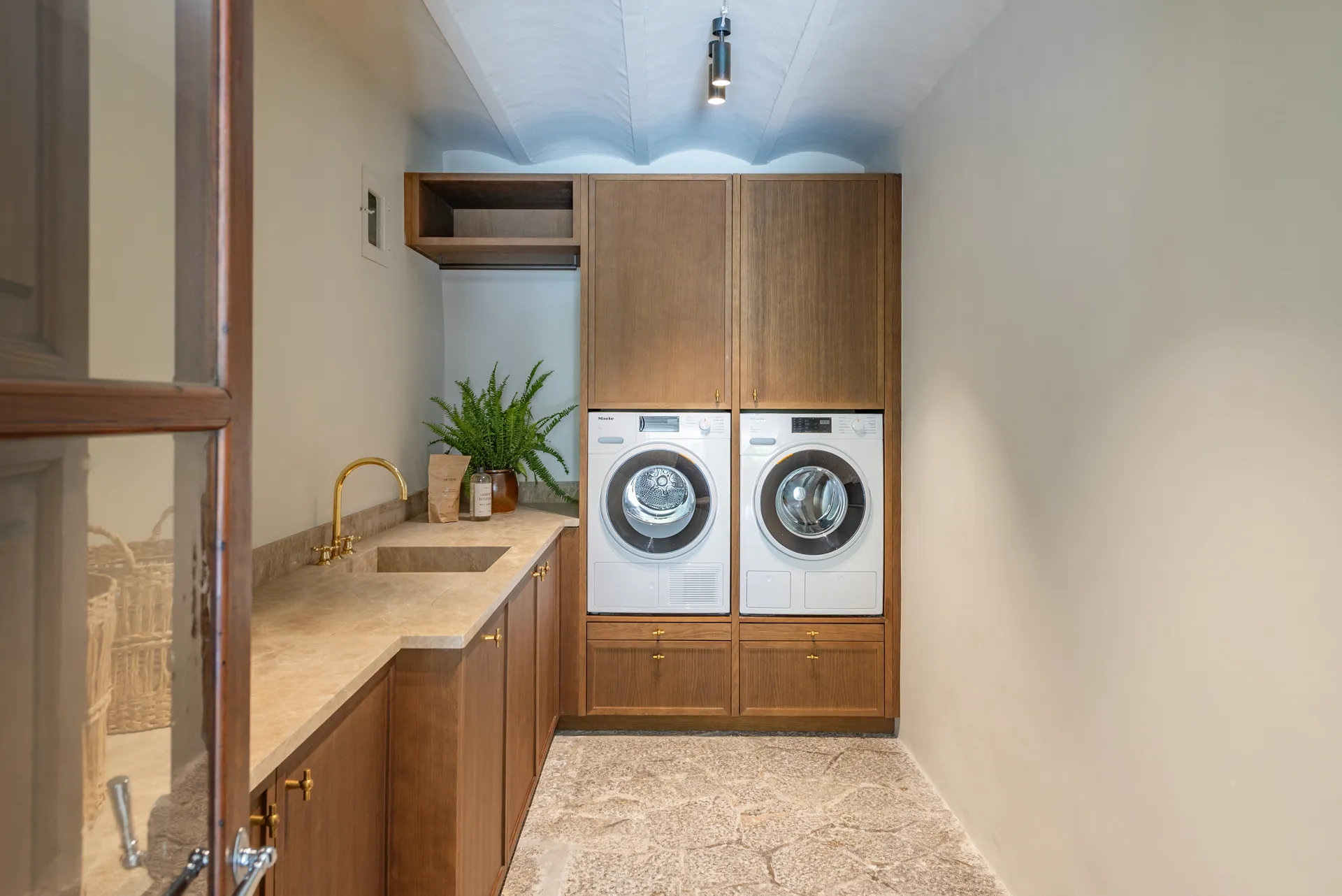 Modernist Masterpiece in the Heart of Sóller with ETV licence-19