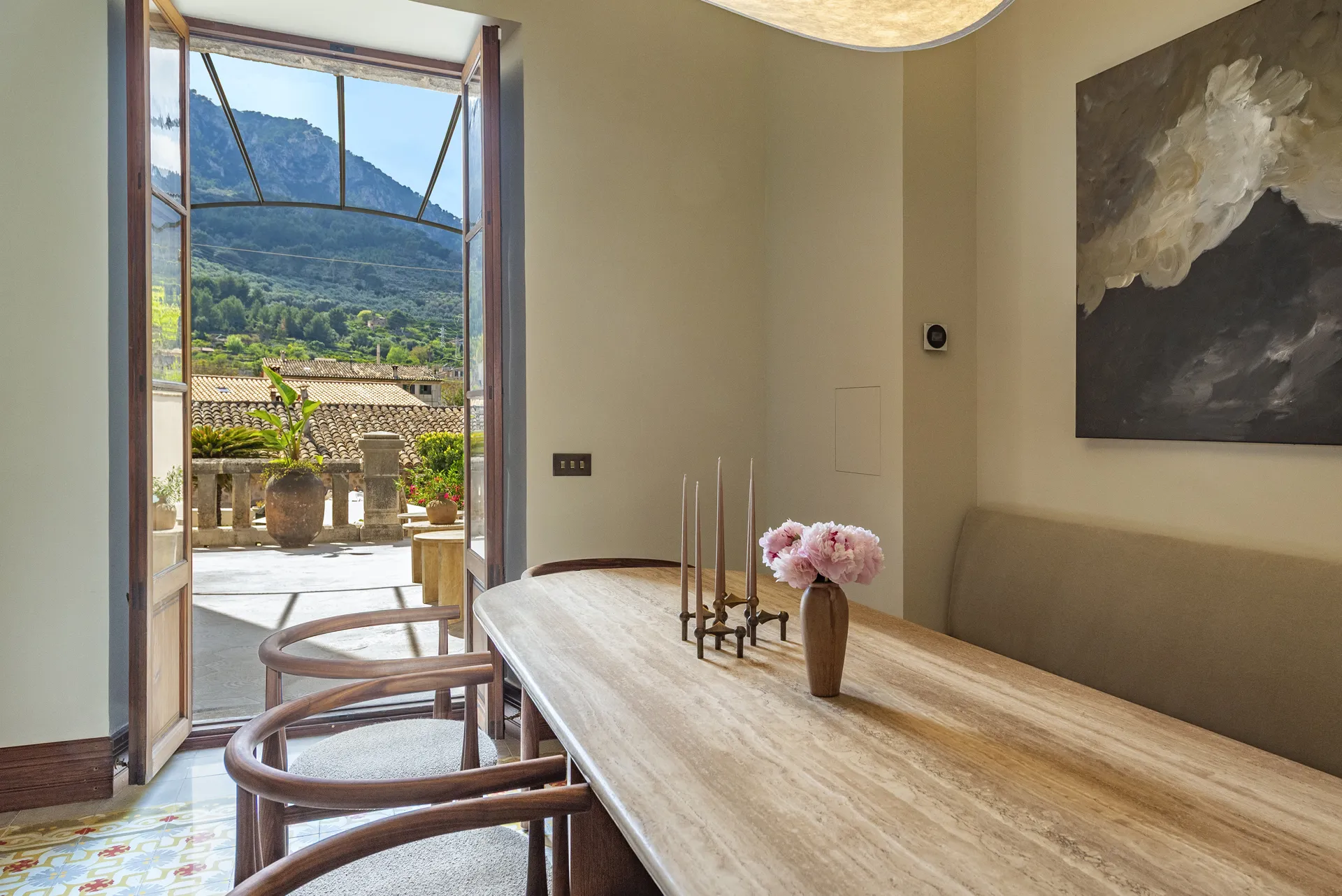 Modernist masterpiece in the heart of Sóller with ETV licence-11