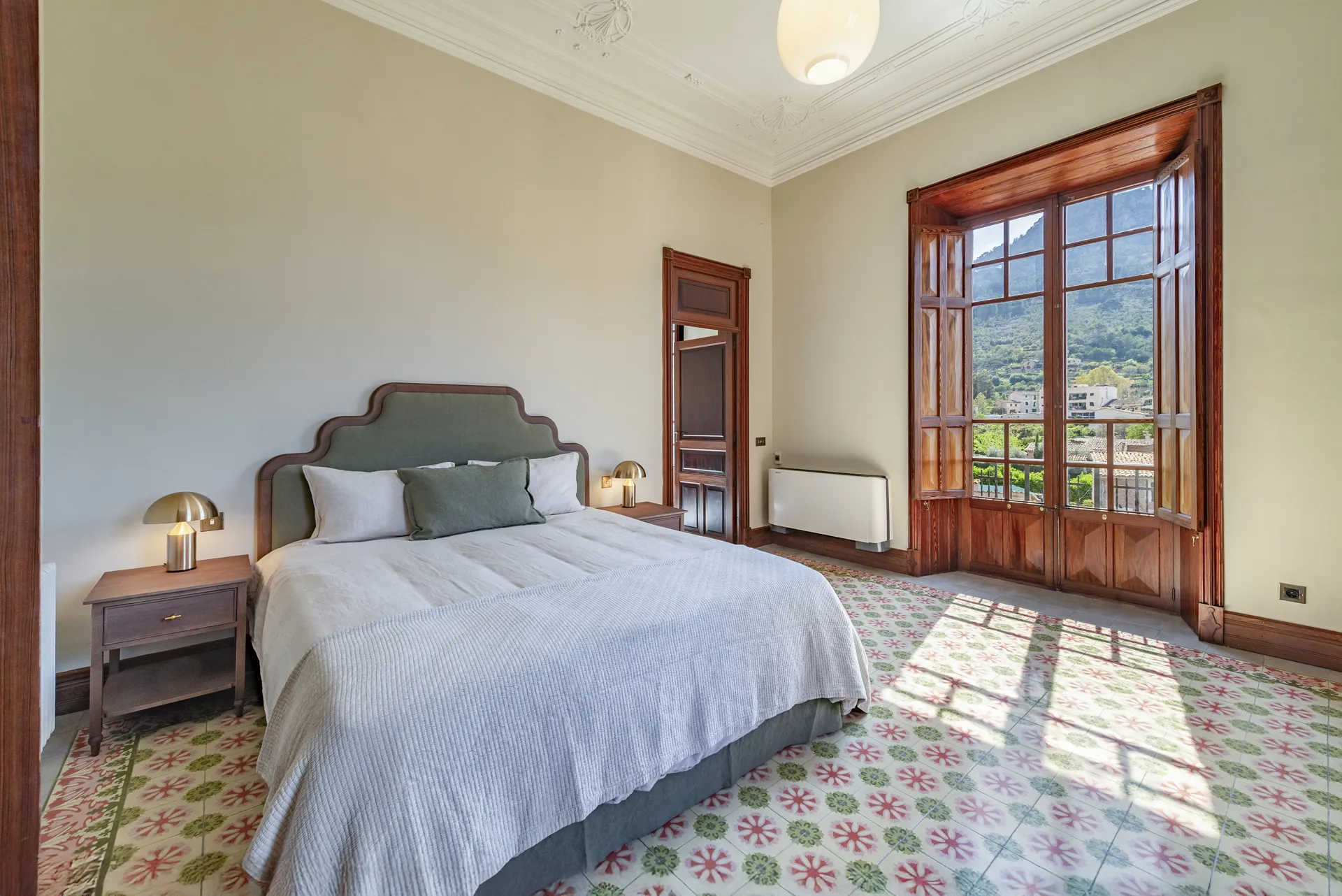 Obra maestra modernista en el corazón de Sóller con licencia vacacional-31