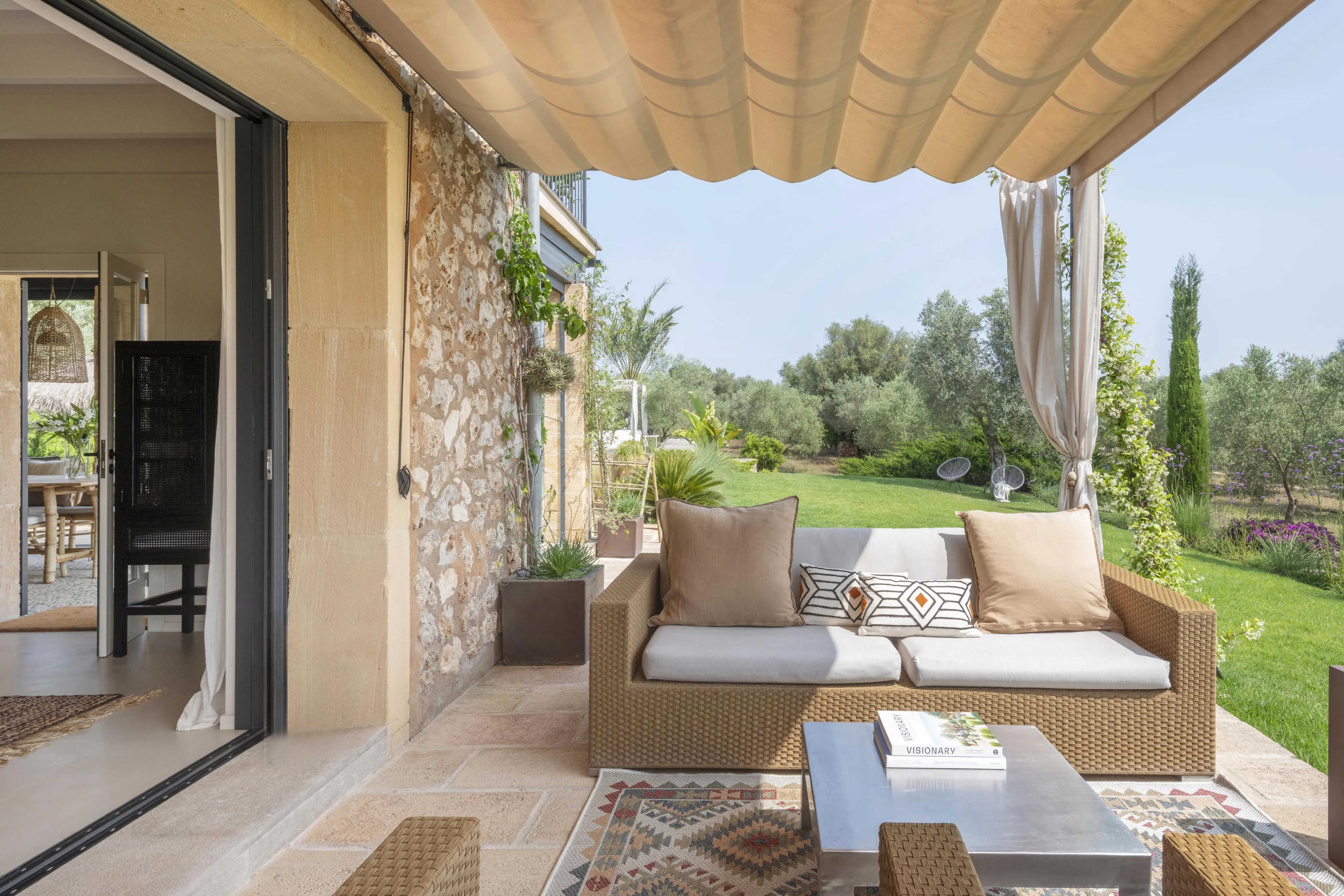 Incantevole finca ristrutturata e completamente arredata con licenza ETV, pronta per essere abitata e con piscina.-10