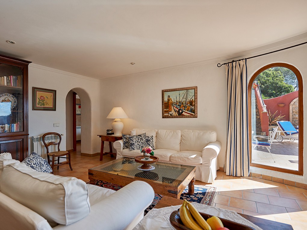 Holiday home consisting of two apartments with sea views and holiday rental licence-18