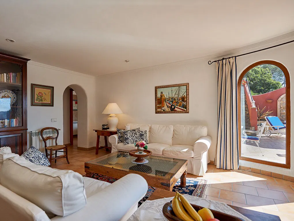 Holiday home consisting of two apartments with sea views and holiday rental licence-18