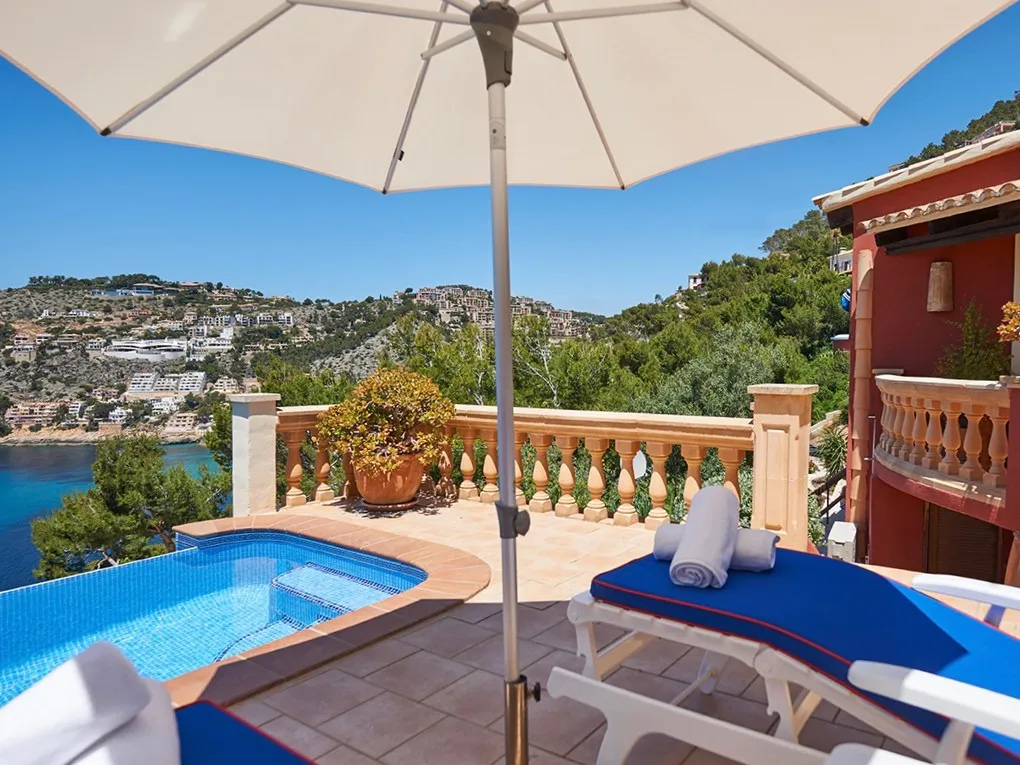 Vivienda vacacional compuesta de dos apartamentos con vistas al mar y licencia de alquiler vacacional-27