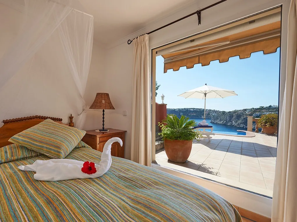 Vivienda vacacional compuesta de dos apartamentos con vistas al mar y licencia de alquiler vacacional-26