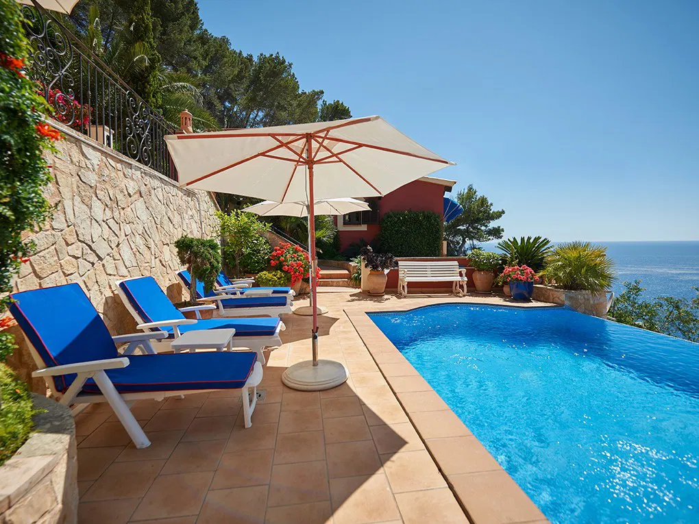 Holiday home consisting of two apartments with sea views and holiday rental licence-17