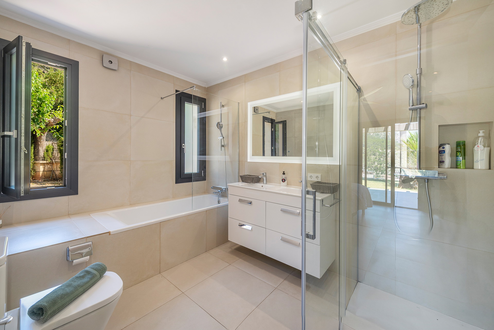 Villa Marimuntana in Banyalbufar – Exclusive 11-Month Rental-16