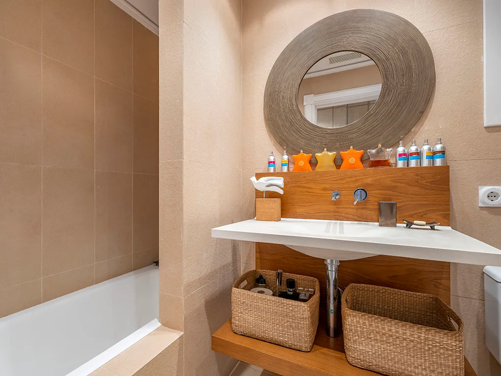 Eksklusiv ejendom med fantastisk havudsigt-14