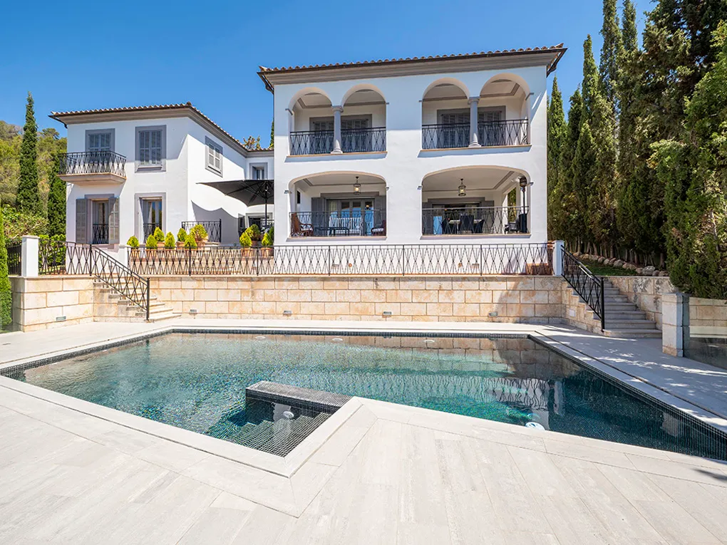 Eksklusiv ejendom med fantastisk havudsigt-21