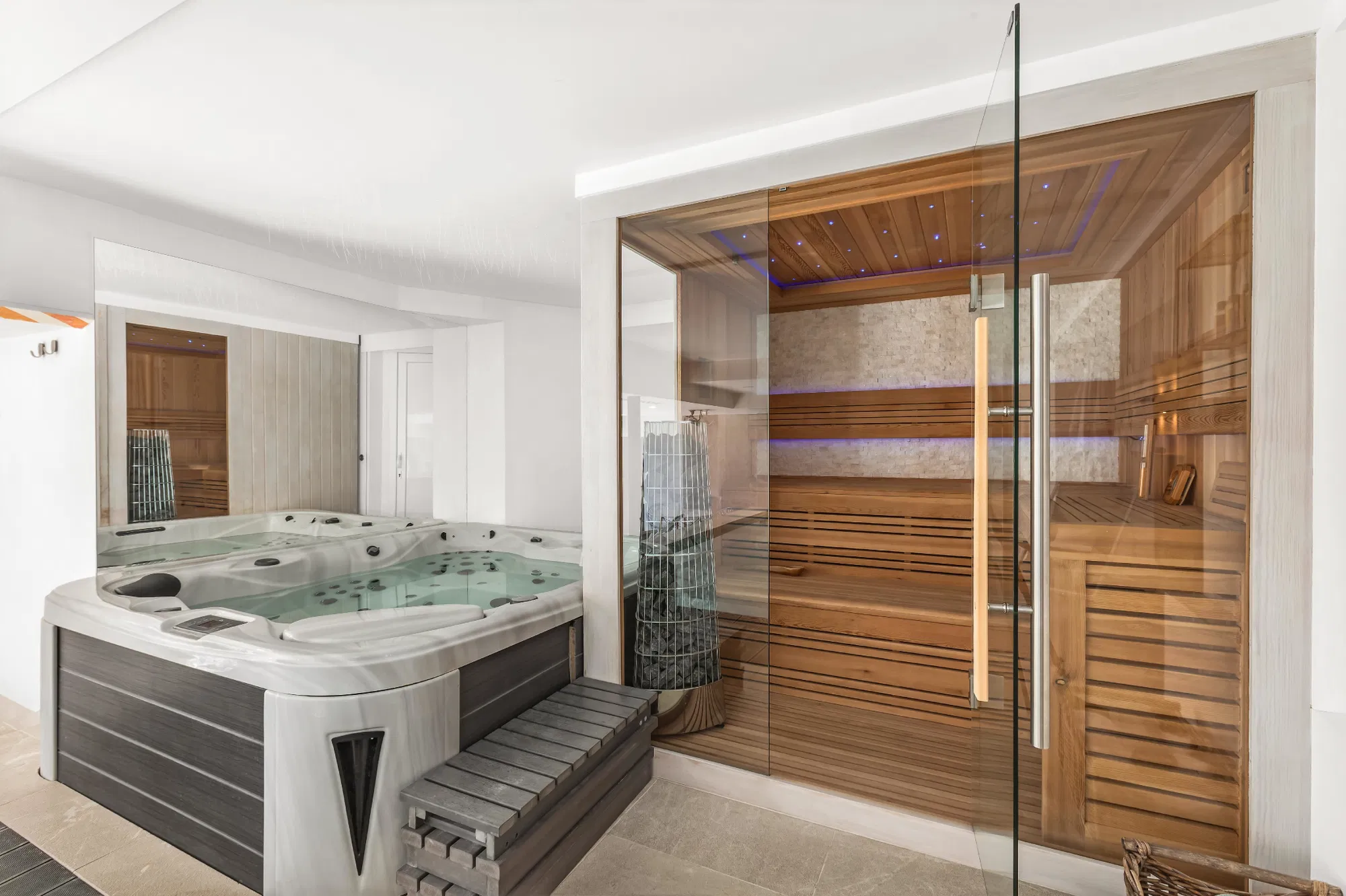 Villa con fantastica vista sul mare in posizione privilegiata a Bendinat-18