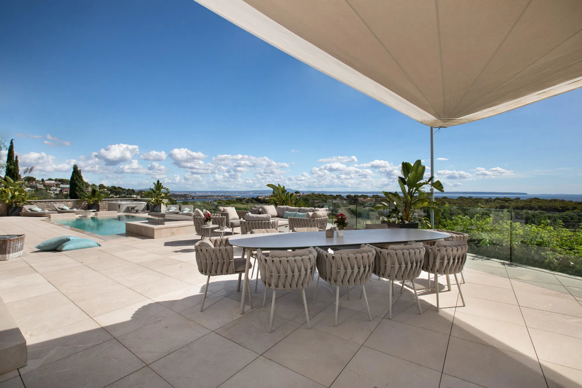 Villa con fantastica vista sul mare in posizione privilegiata a Bendinat-7