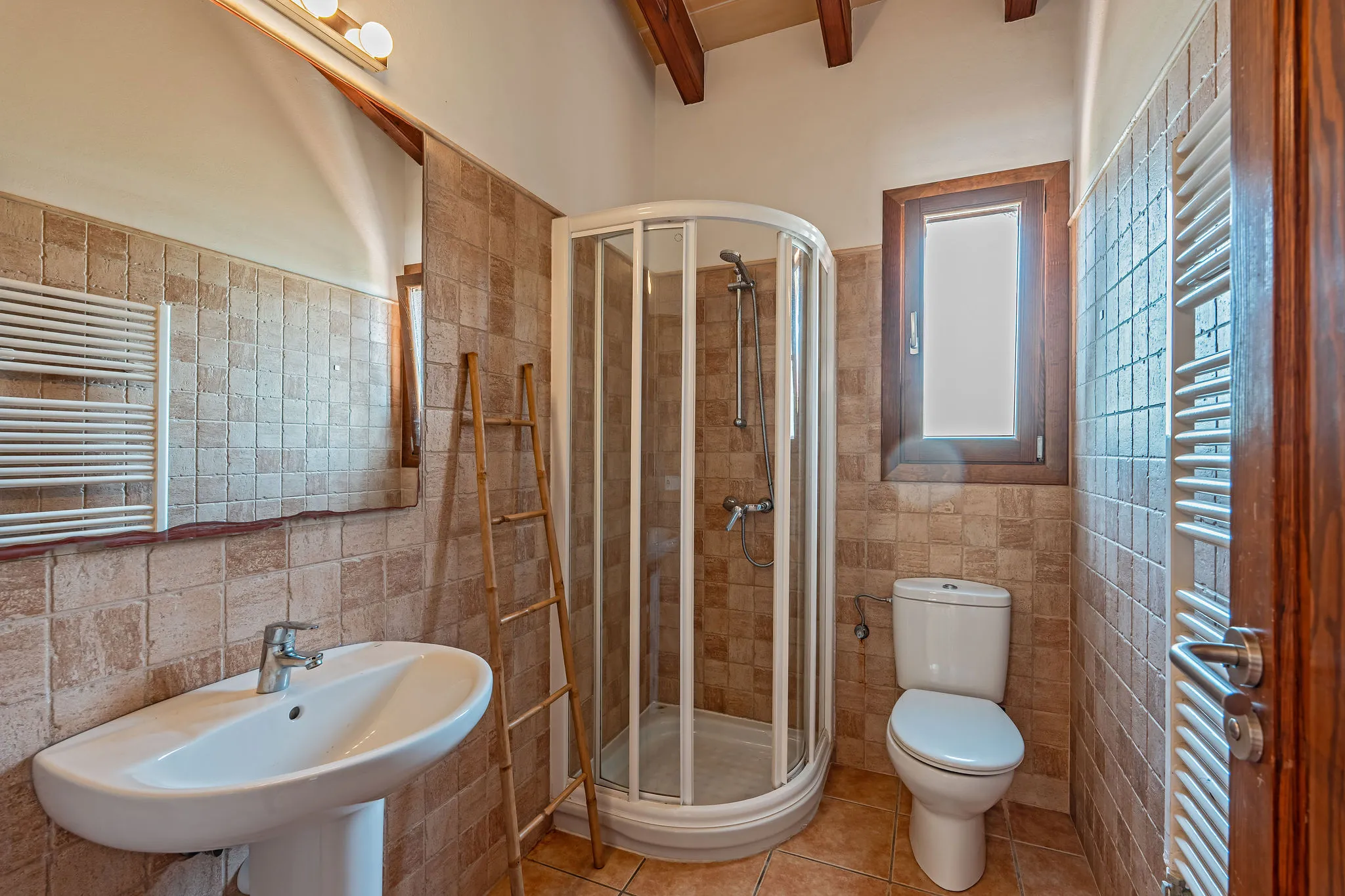 Chalet vlakbij het strand met vakantieverhuurlicentie-10