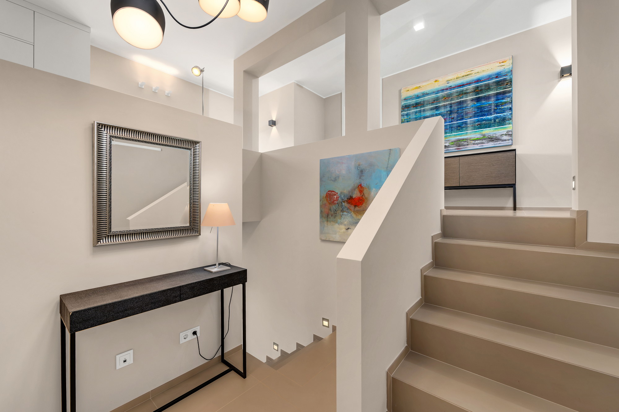Kernsaniertes Duplex-Apartment mit spektakulärem Hafen- und Meerblick-11
