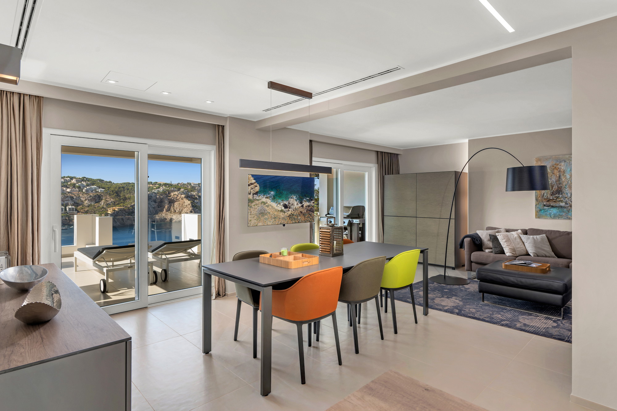 Kernsaniertes Duplex-Apartment mit spektakulärem Hafen- und Meerblick-4