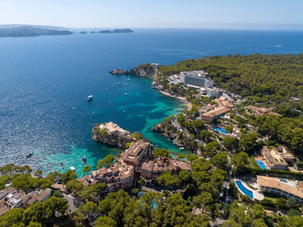 Bonavida: Vila d'obra nova en una zona tranquil·la amb piscina privada i jardí-23