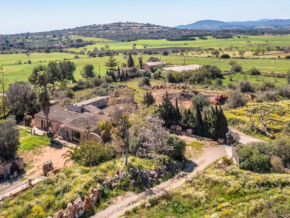 Finca amb projecte d'agroturisme-1