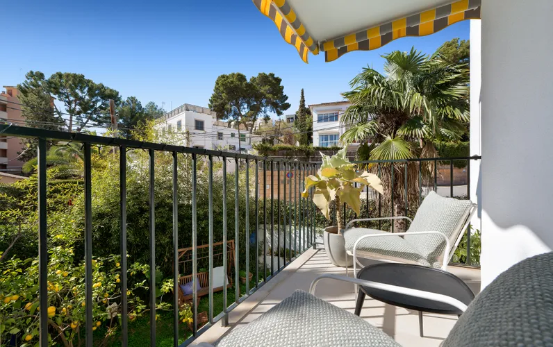 Stylish renovated apartment near Cala Nova harbour