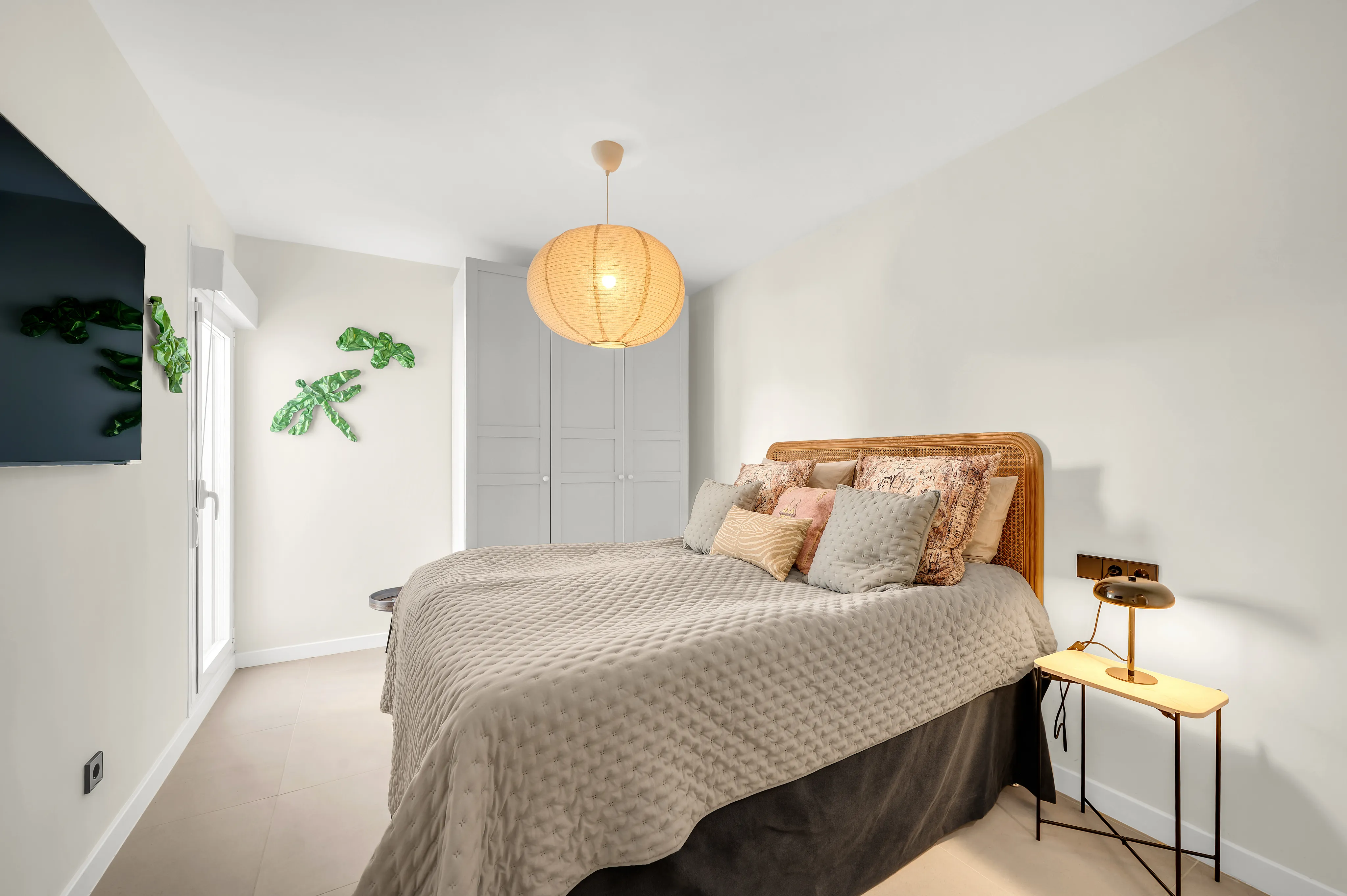 Stilfullt renoverad lägenhet nära hamnen i Cala Nova-8